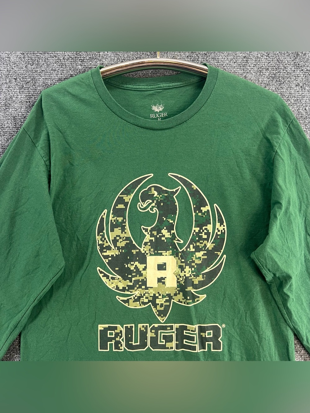 Ruger Long Sleeve Shirt Medium Green Digital Camo American Flag Guns By Club Red